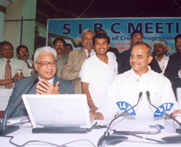 Mr. BITRA, M.D, BITRA NET PVT LTD., with Hon'ble. Chief Minister Dr. Y.S. Raja Sekhara Reddy SLBC Website Opening At Jubilee Hall - www.slbc.in